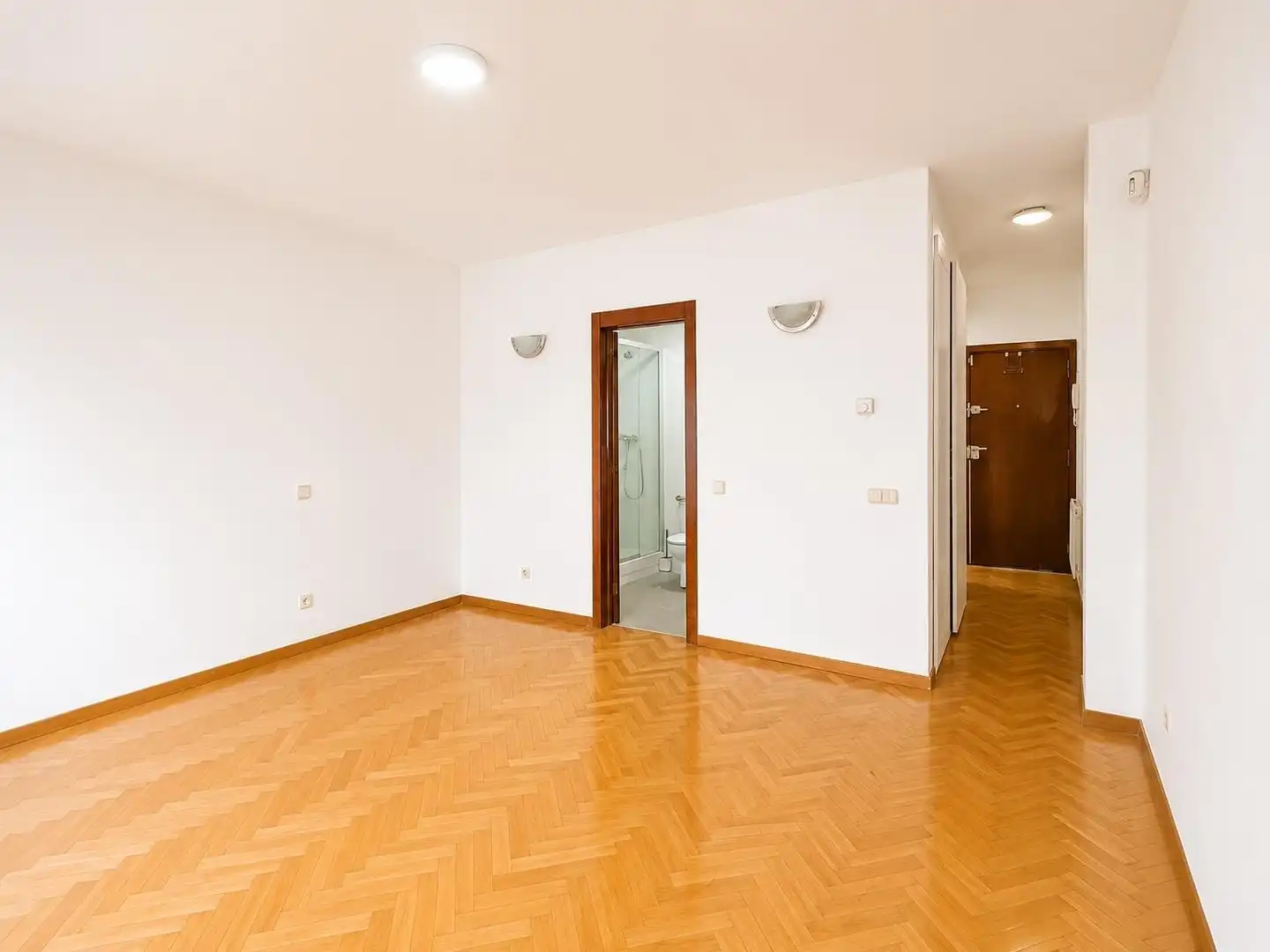 Dormitori de Estudi en venda en Madrid amb Calefacció i Parquet