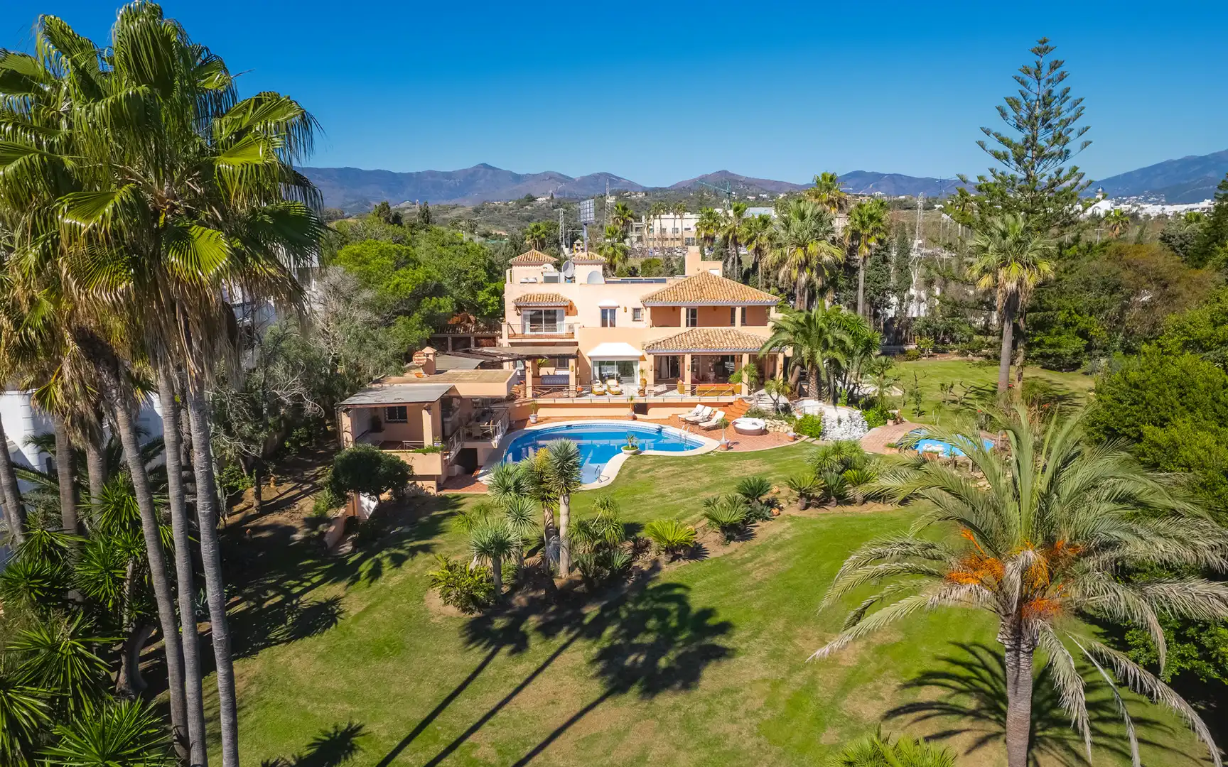 Casa amb piscina en venda a Selwo, imagen 39