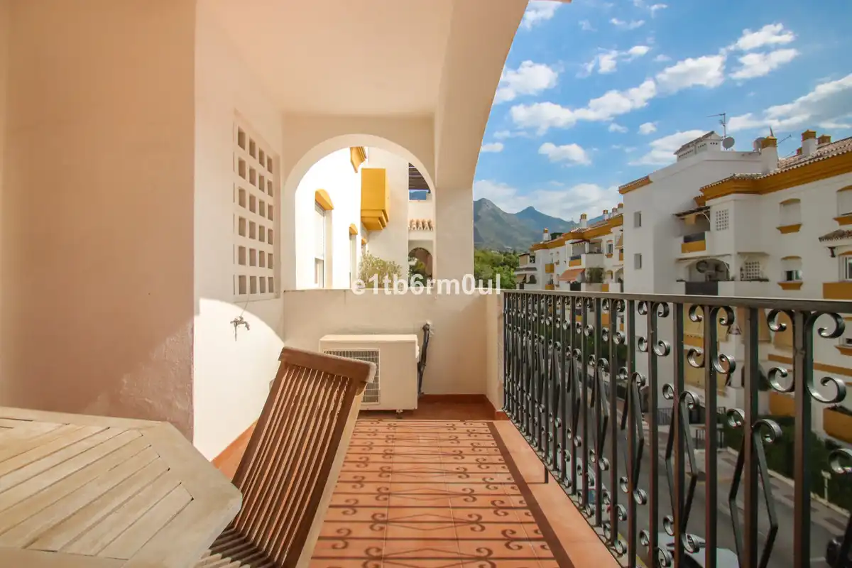 Apartamento con ascensor en venta en Milla de Oro, imagen 8