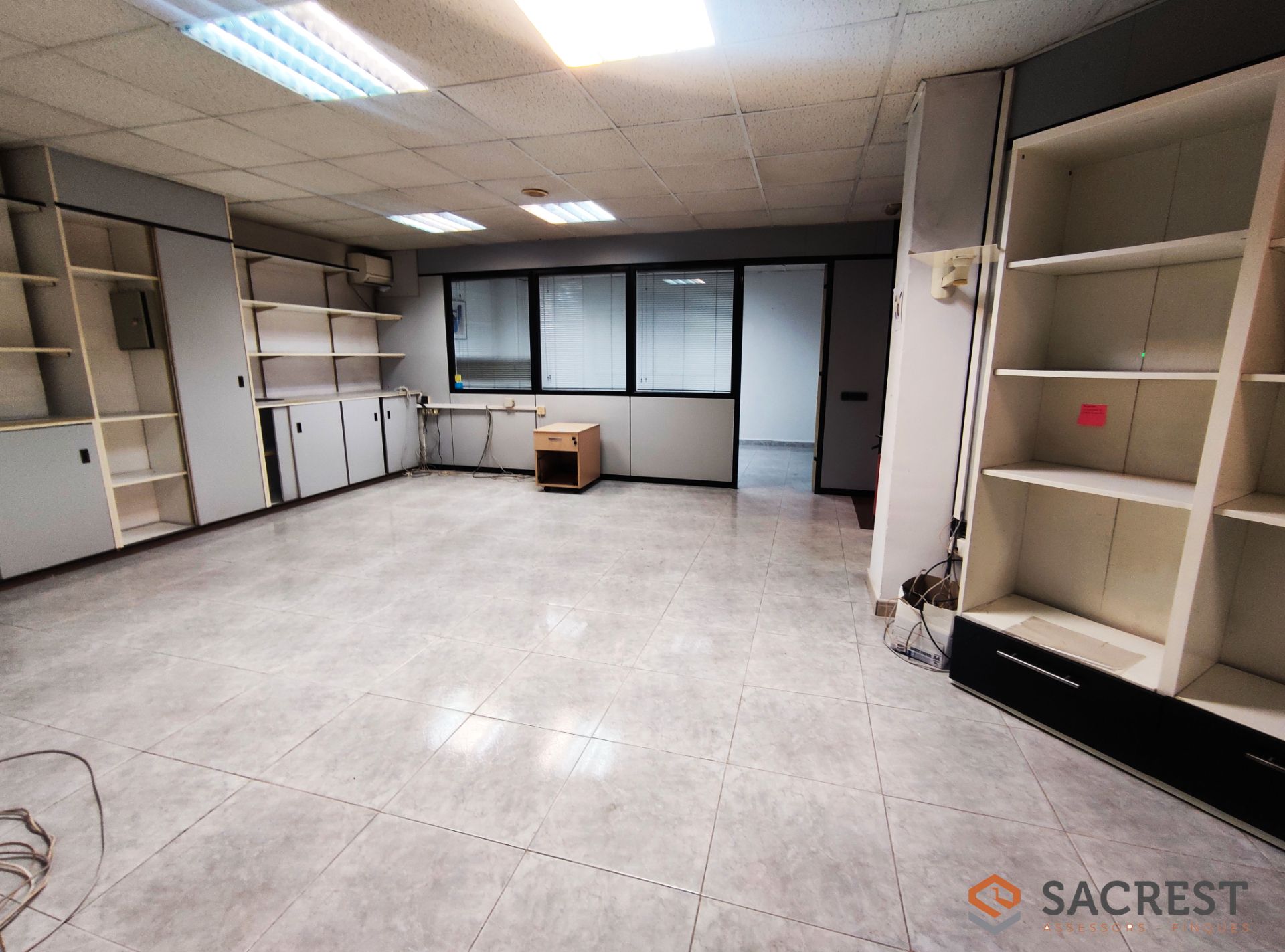 Premises for sale in Mollet del Vallès  with Air Conditioner