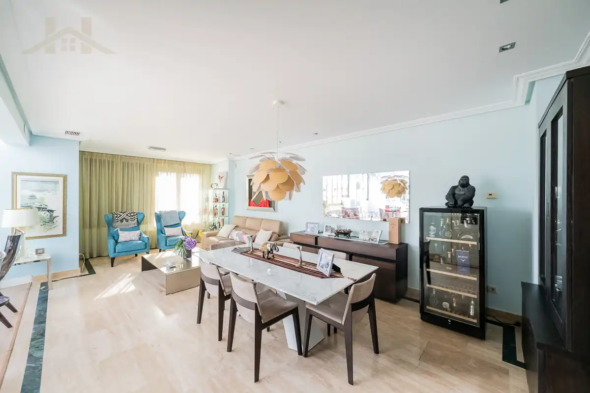 Comedor de Dúplex en venta en Majadahonda con Aire acondicionado, Calefacción y Parquet