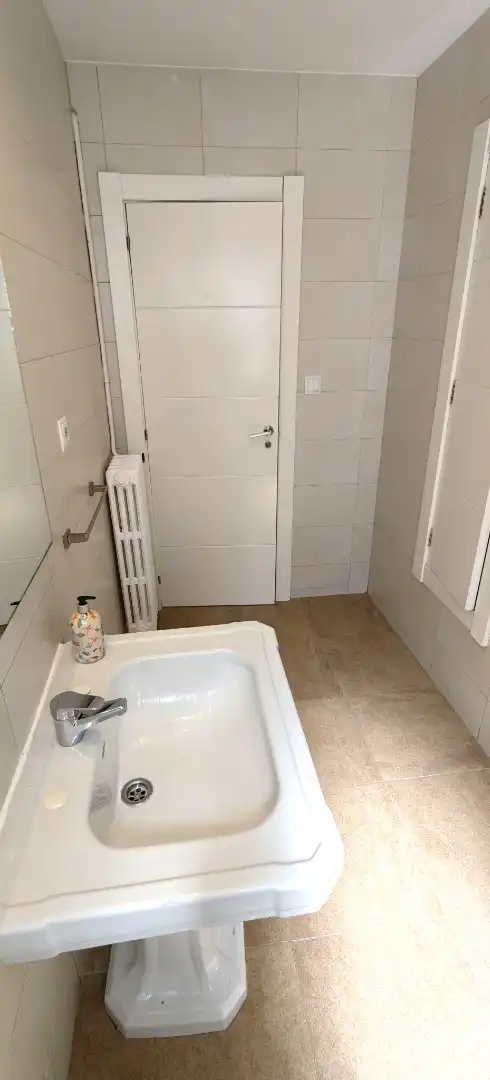 Baño de Piso en venta en Zaragoza con Calefacción, Parquet y Terraza
