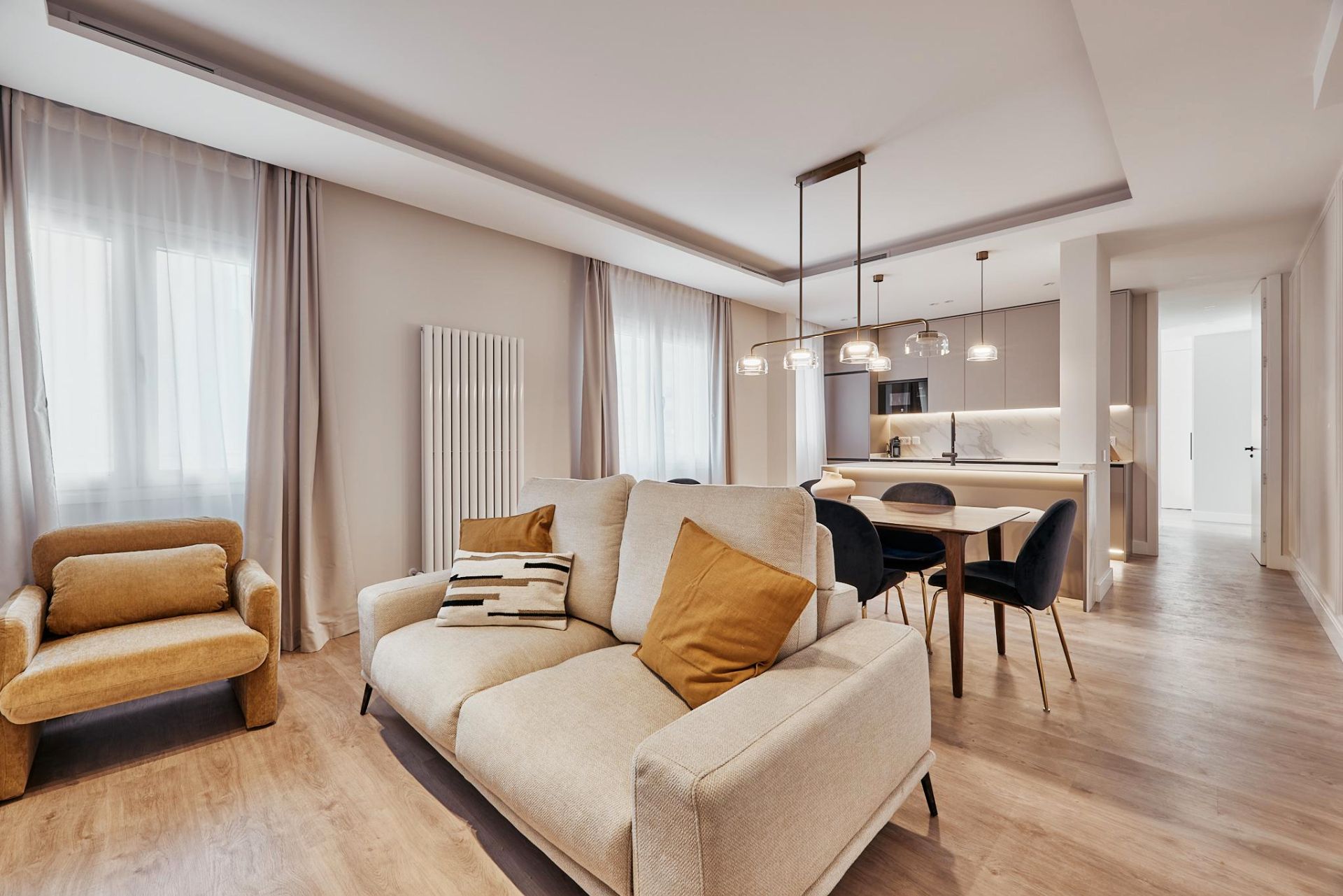 Living room of Flat for sale in  Madrid Capital  with Air Conditioner, Heating and Terrace