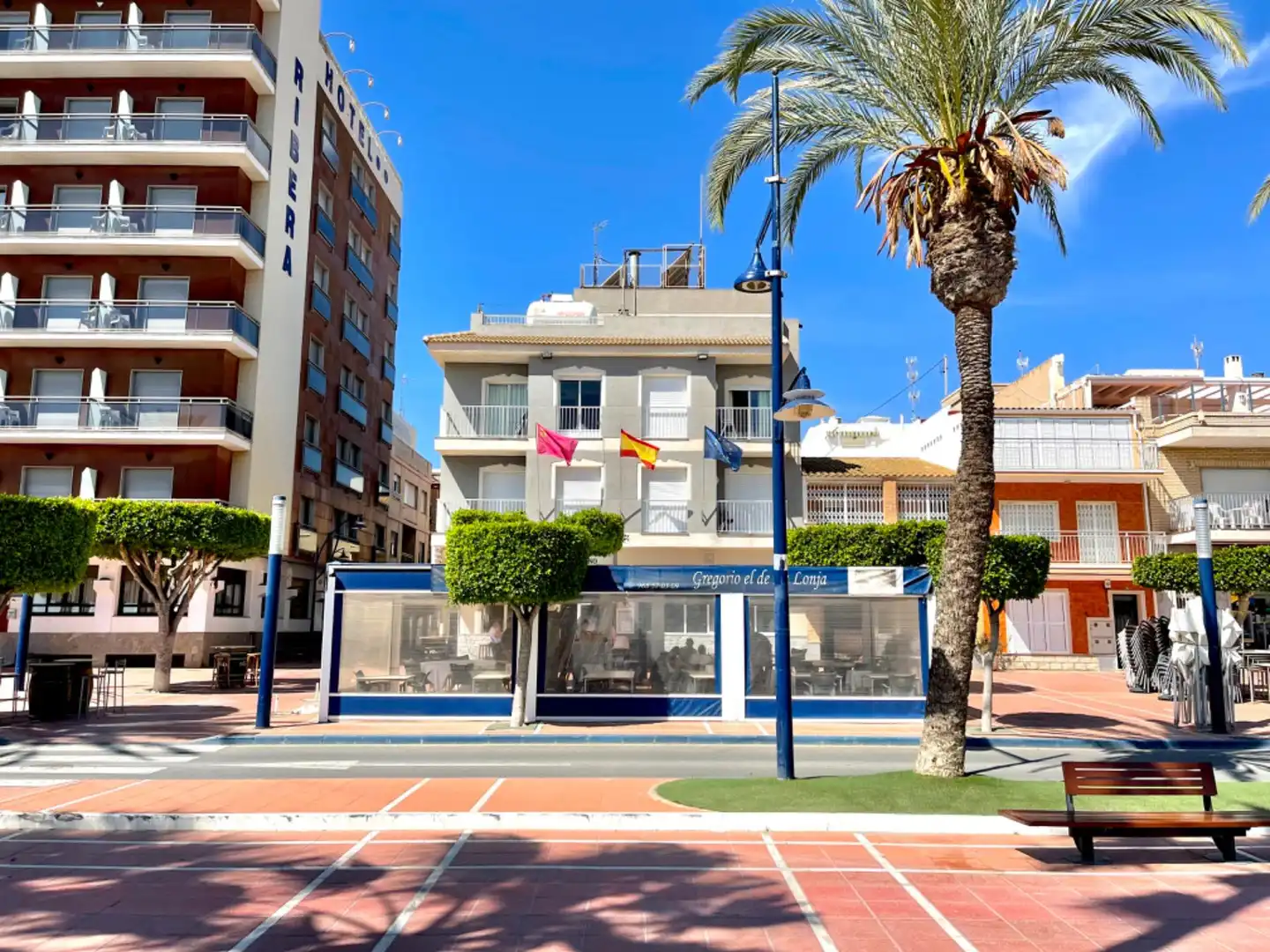 Inmuebles singulares con ascensor en venta en Santiago de la Ribera