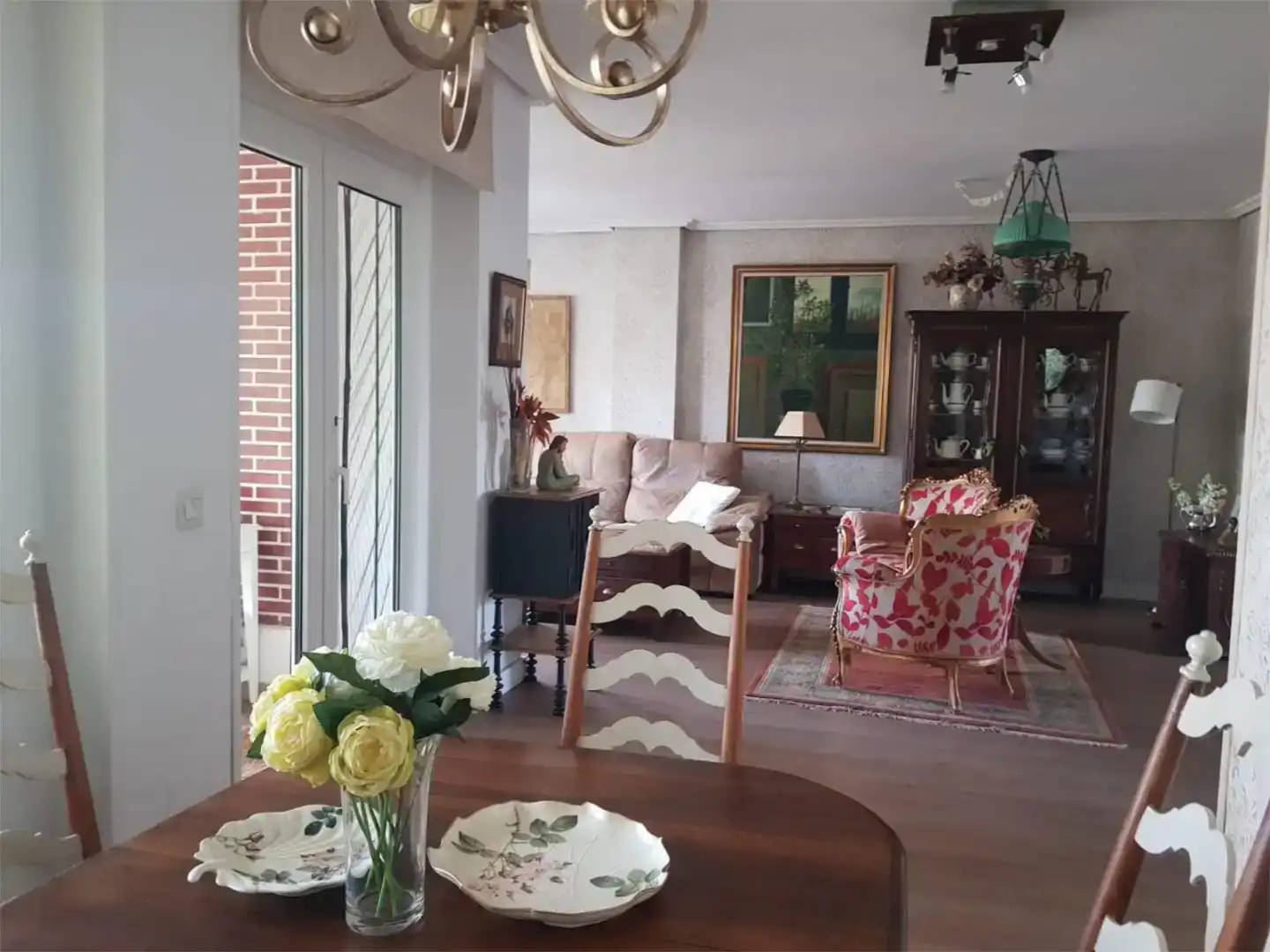 Sala d'estar de Pis en venda en Grijota amb Jardí privat, Parquet i Piscina