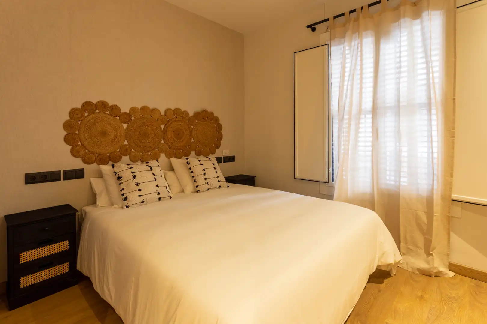 Bajo con jardín en venta en Carrer de Nil Fabra, imagen 19