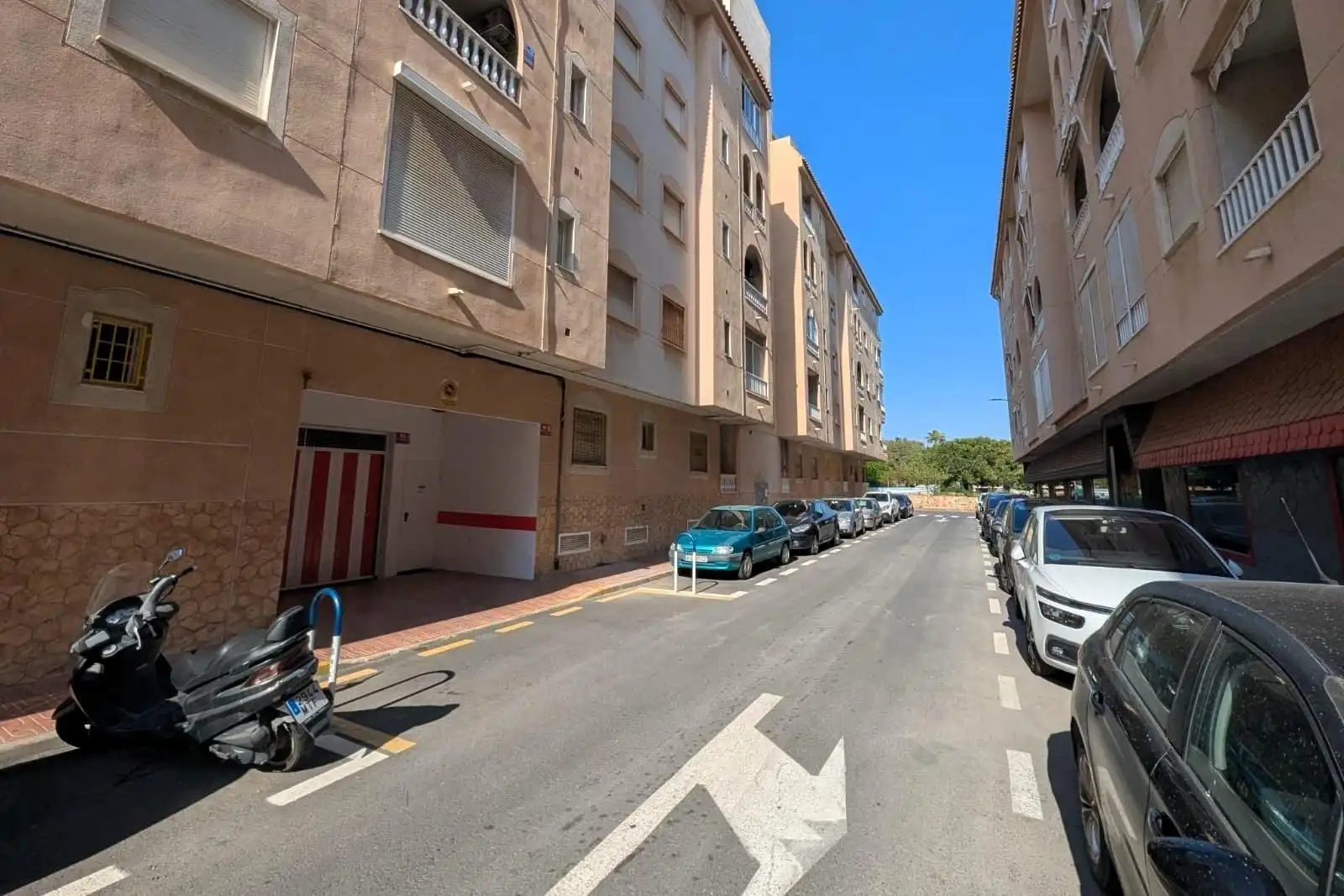 Apartamento con terraza en venta en Avenida Av. de Pinoso 12, imagen 27