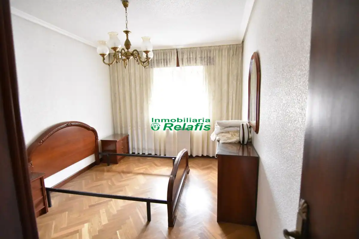 Flat with terrace for sale in San Blas 8-10, imagen 5