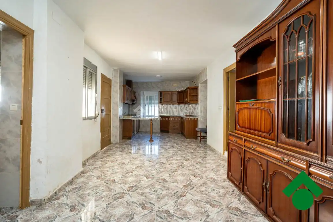 Casa adosada en venda en Láchar
