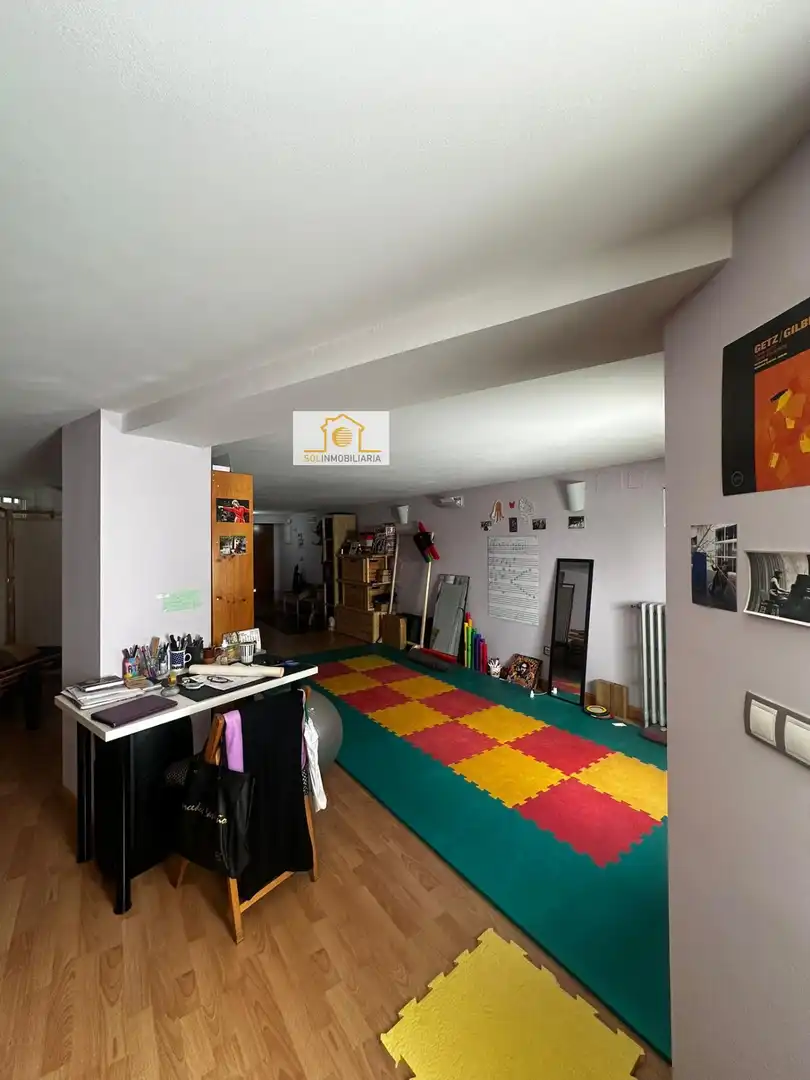 Planta baja en venta en León Capital  con Calefacción y Parquet