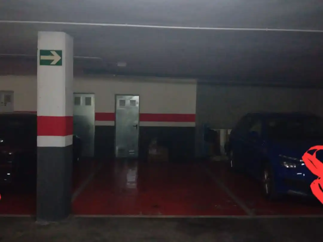 Parkplatz von Garage zur Miete in Mislata
