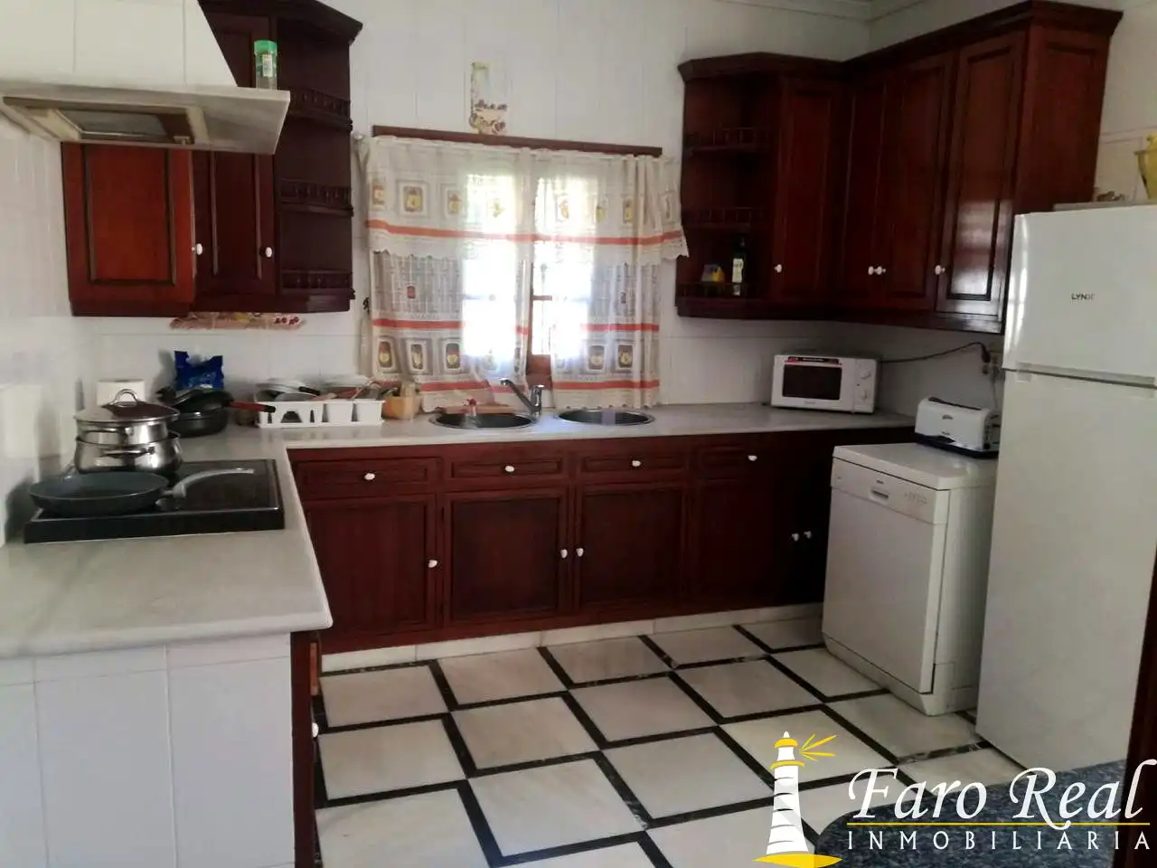 Houses for sale in Bonanza - Avda de Huelva - Barrio Andalucia