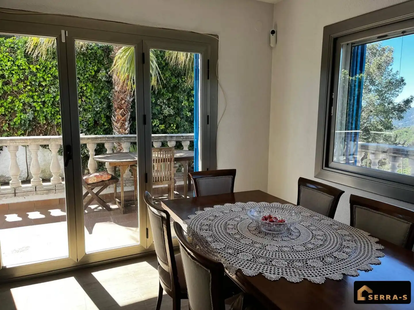 Chalet con terraza en venta en Carrer del Cadí, imagen 3