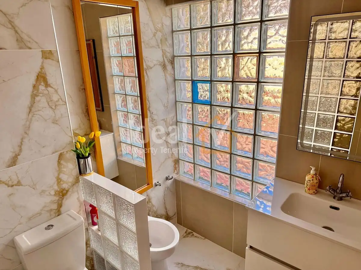 Detached house with pool for sale in Costa Adeje, imagen 23