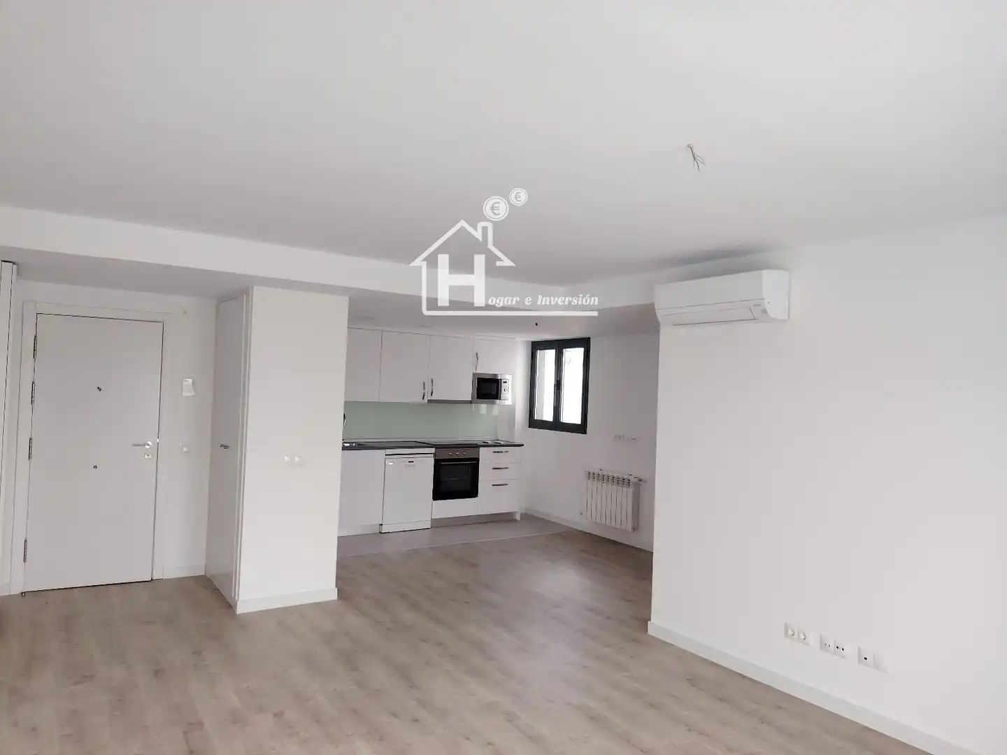 Penthouse with pool to rent in Robledal, imagen 4