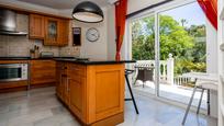 Cuina de Casa o xalet en venda en Mijas amb Aire condicionat, Jardí privat i Terrassa