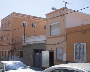 Vista exterior de Casa adosada en venda en  Almería Capital