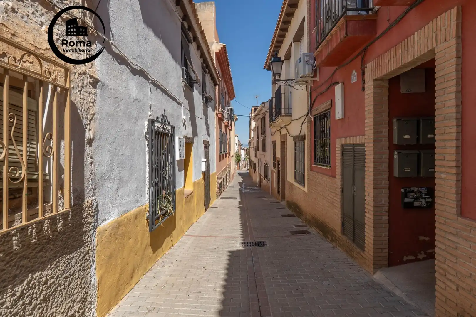 Vista exterior de Casa o xalet en venda en La Zubia