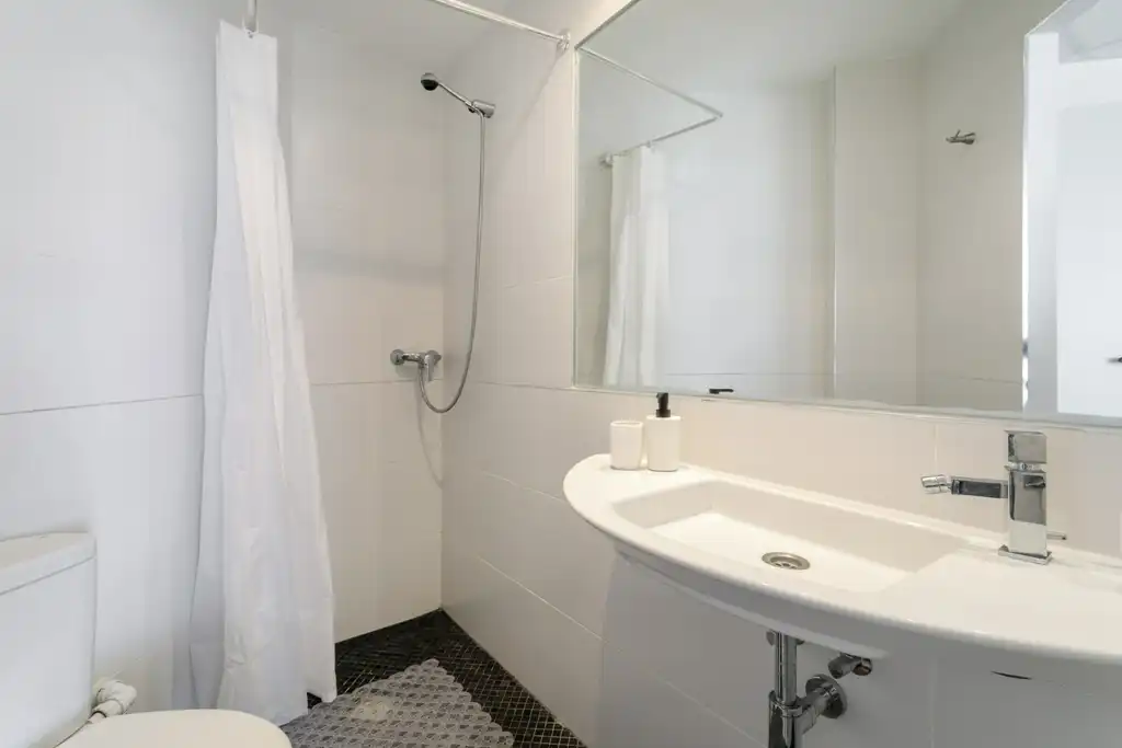 Bathroom of Houses for sale in El Campello  with Air Conditioner, Private garden and Swimming Pool
