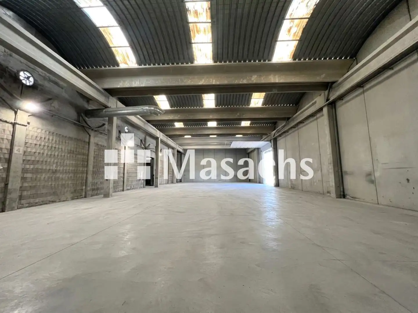 Nave industrial en venta en Mediona