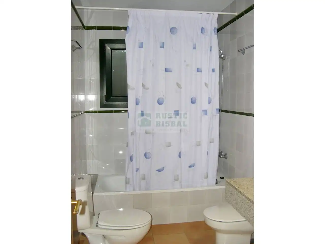 Bathroom of Houses for rent in Gualta  with Heating and Furnished