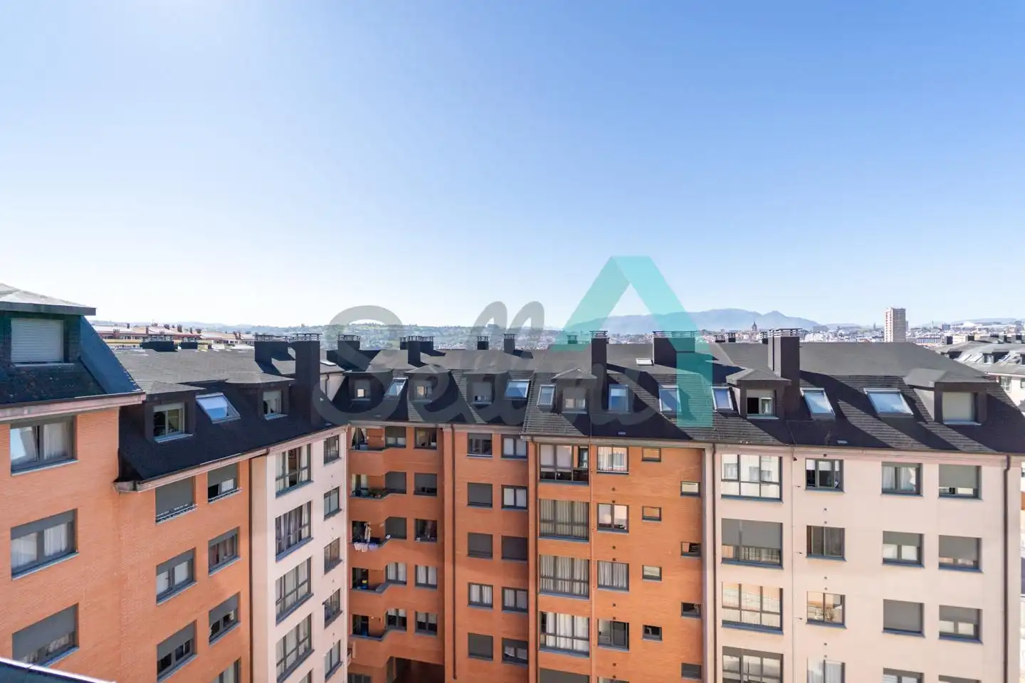 Flat with lift to rent in Calle Juan Antonio Álvarez Rabanal, imagen 33