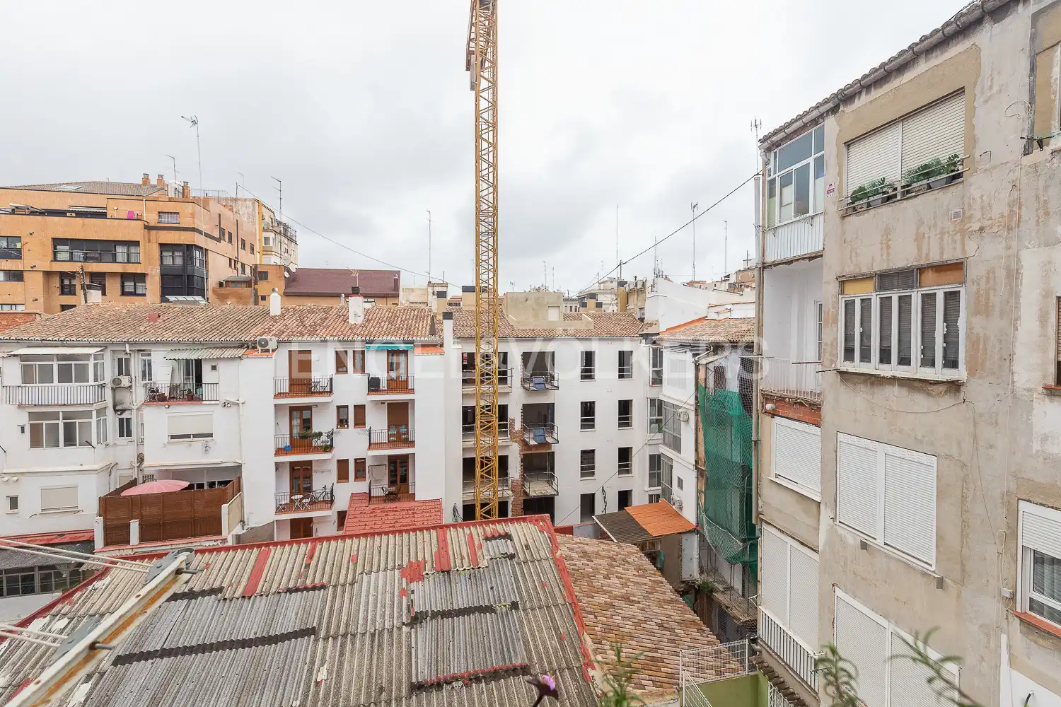 Exterior view of Flat for sale in Valencia  with Air Conditioner, Heating and Furnished