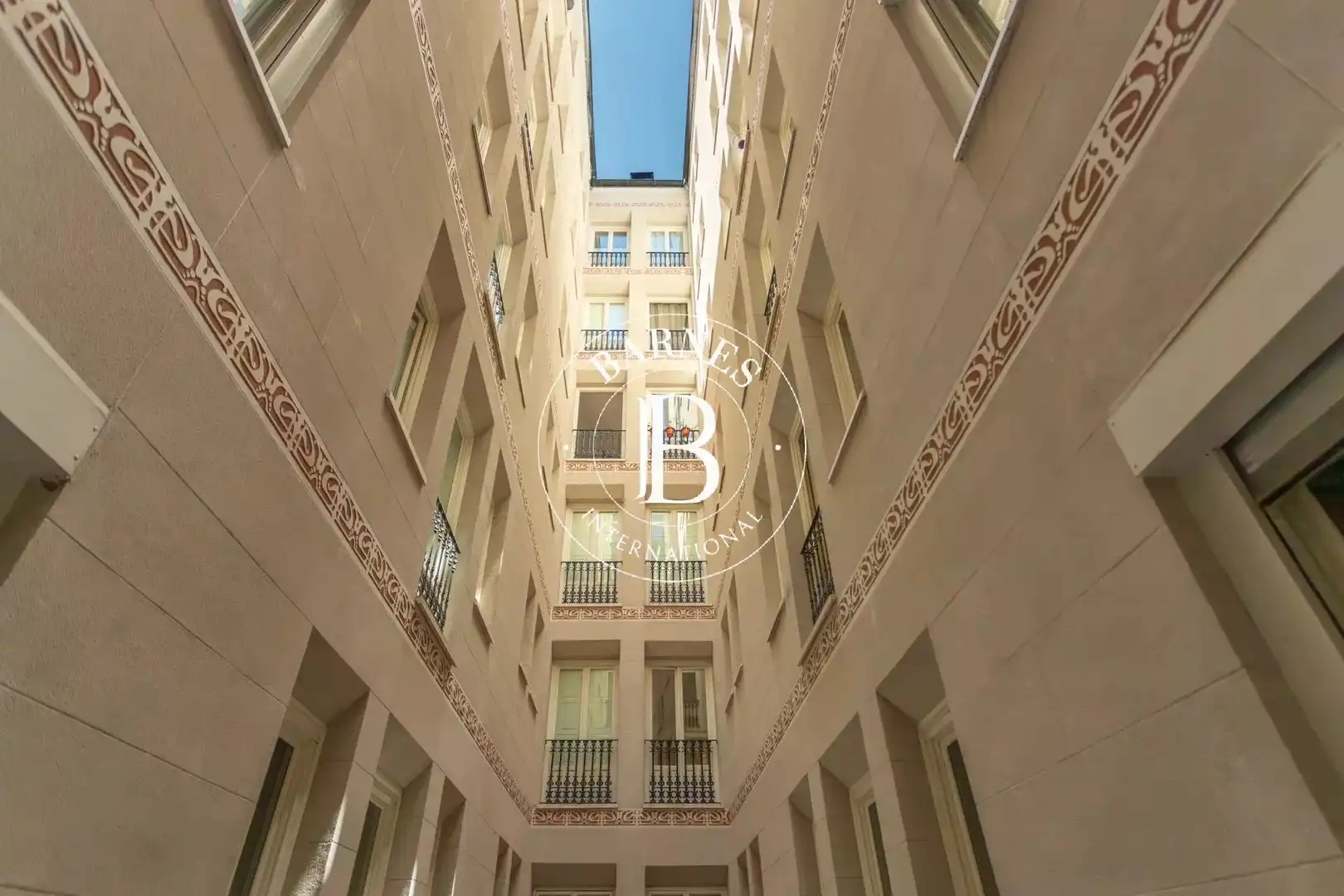 Vista exterior de Piso de alquiler en Madrid con Aire acondicionado, Calefacción y Amueblado