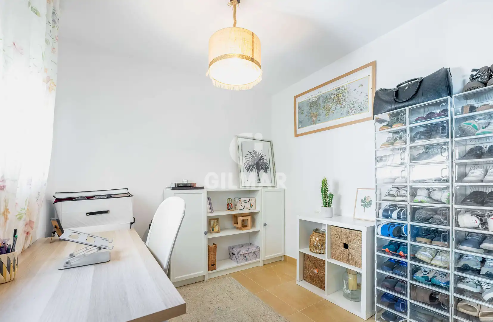 Schlafzimmer von Einfamilien-Reihenhaus zum Verkauf in Tarifa mit Heizung, Privatgarten und Schwimmbad