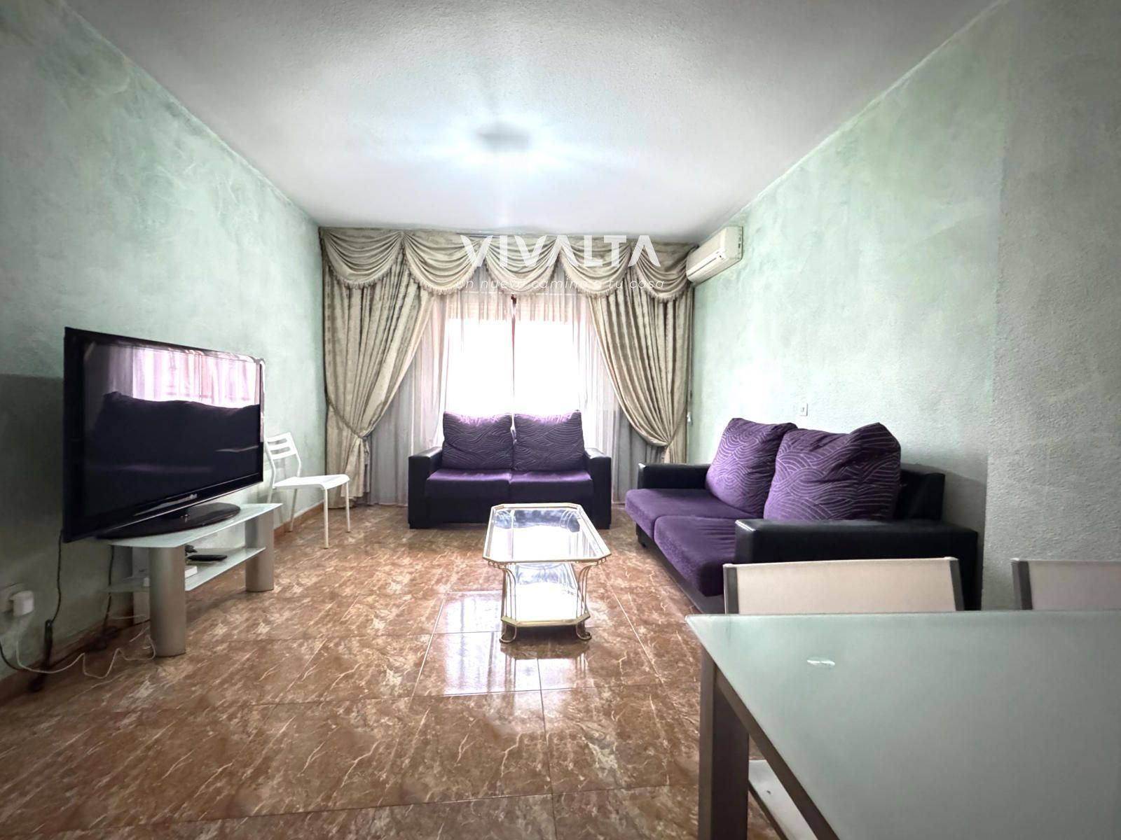 Sala d'estar de Pis en venda en  Madrid Capital amb Aire condicionat, Calefacció i Terrassa