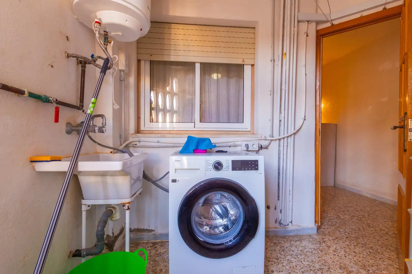 Cocina de Piso en venta en Águilas con Terraza, Amueblado y Balcón