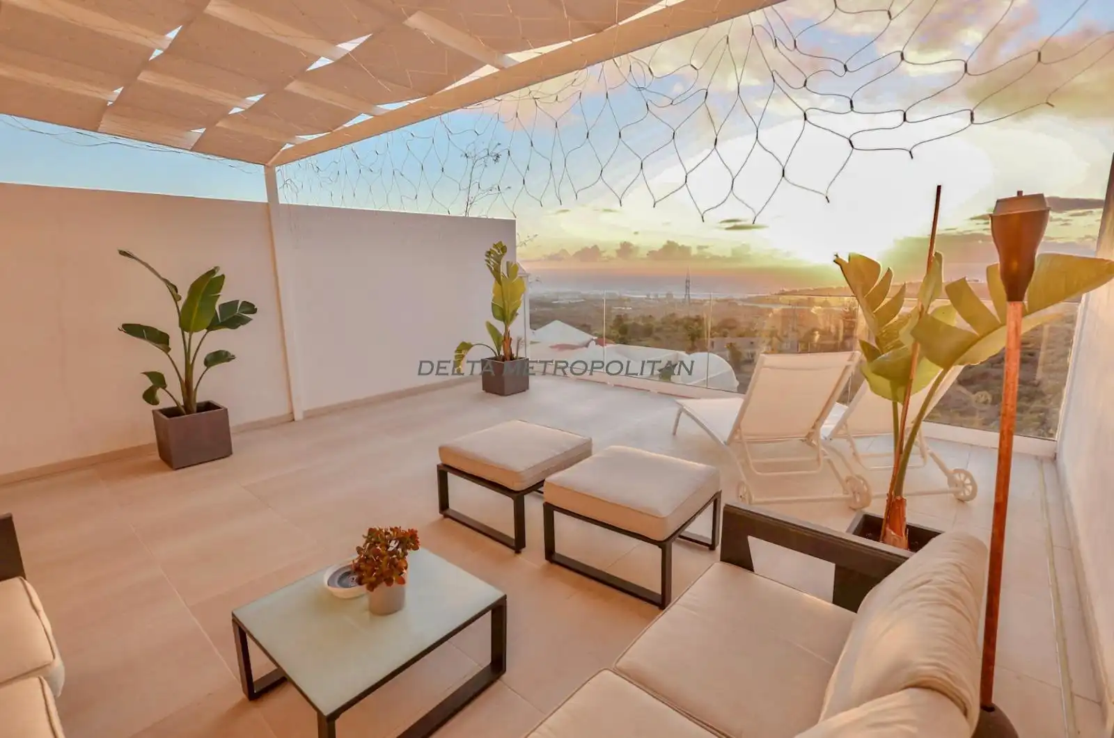 Terrasse von Haus oder Chalet zum Verkauf in Arona mit Klimaanlage, Terrasse und Abstellraum