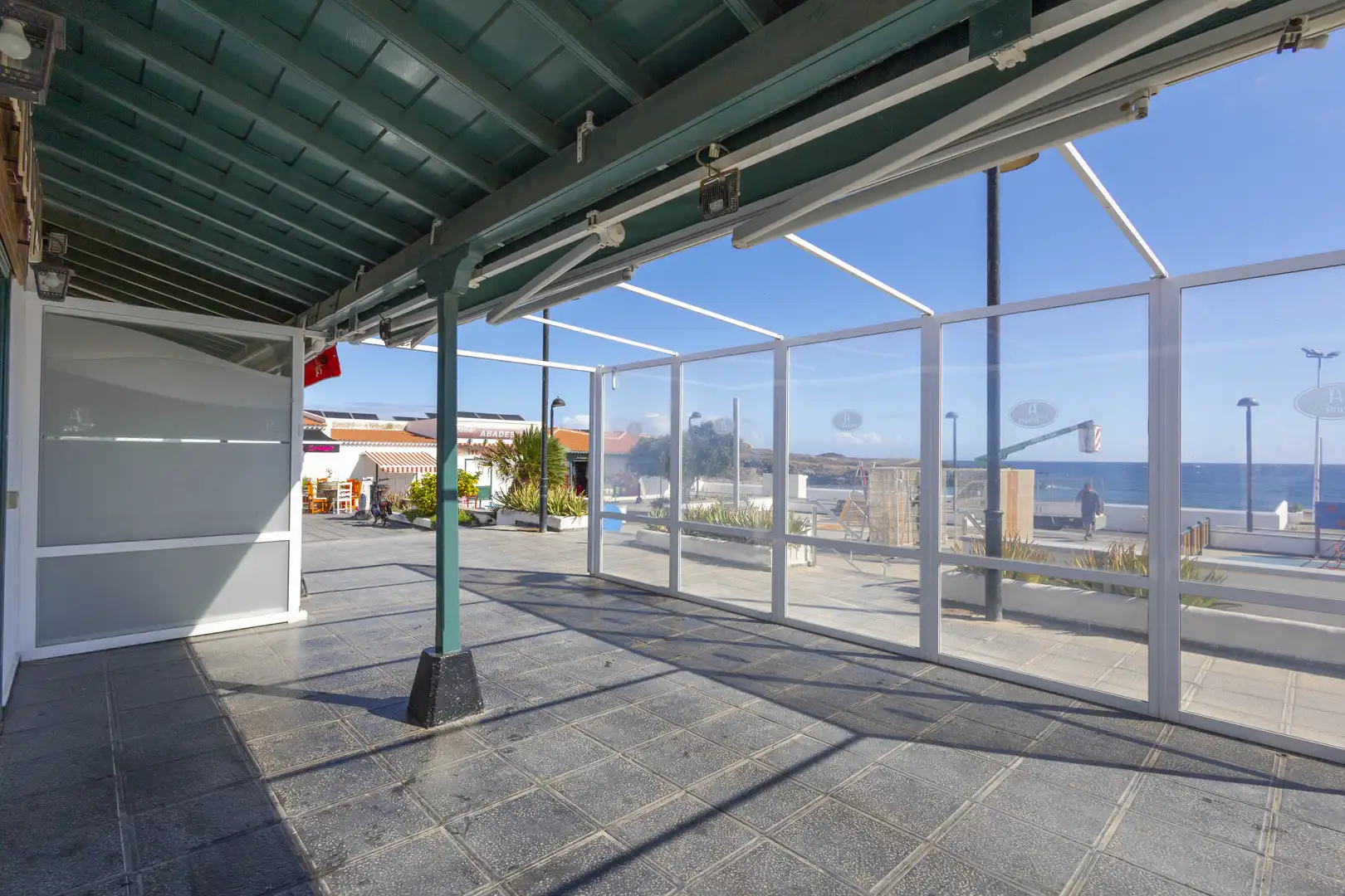 Terrassa de Local en venda en Arico amb Alarma