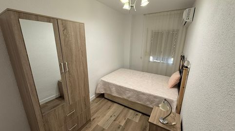 Foto 2 de Piso de alquiler en Sagunto - Edisol, Córdoba Capital