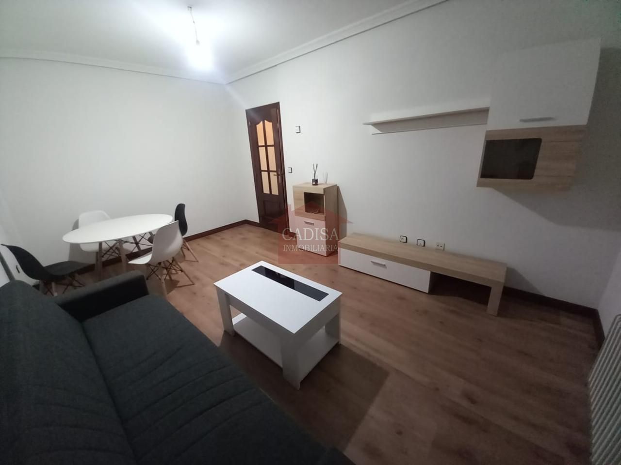 Living room of Flat for sale in Salamanca Capital  with Heating and Parquet flooring