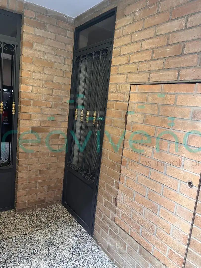 Individual en venta en Carrer Riu de la Senia, imagen 4
