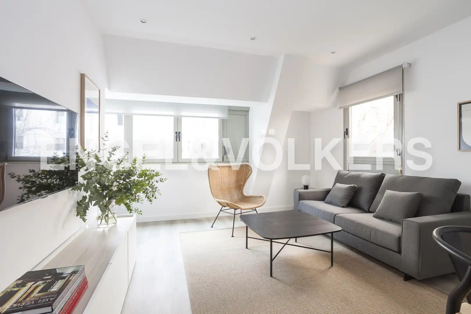 Sala de estar de Piso de alquiler en  Madrid Capital con Aire acondicionado, Calefacción y Amueblado