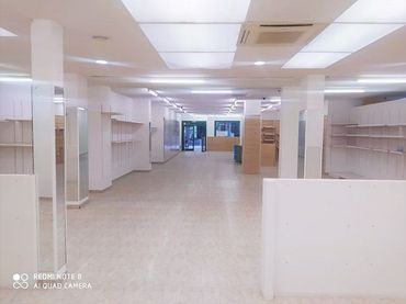 Local comercial en venda a Valdepeñas