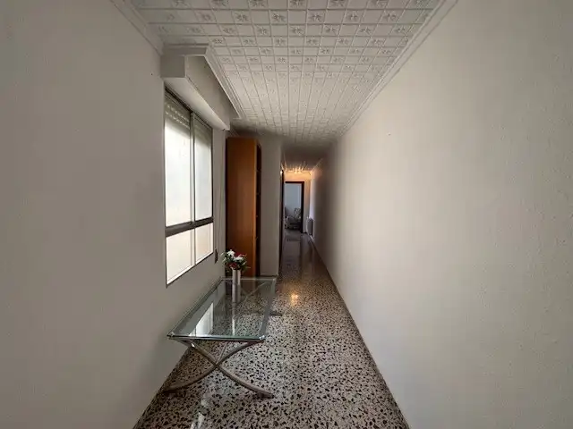 Flat for sale in Salinas