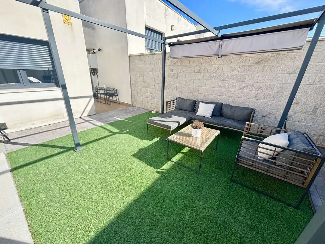 Terraza de Casa adosada en venta en Olías del Rey con Aire acondicionado, Calefacción y Piscina