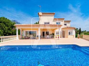 Villa con piscina in vendita a Gargasindi - Garduix - Colina del Sol