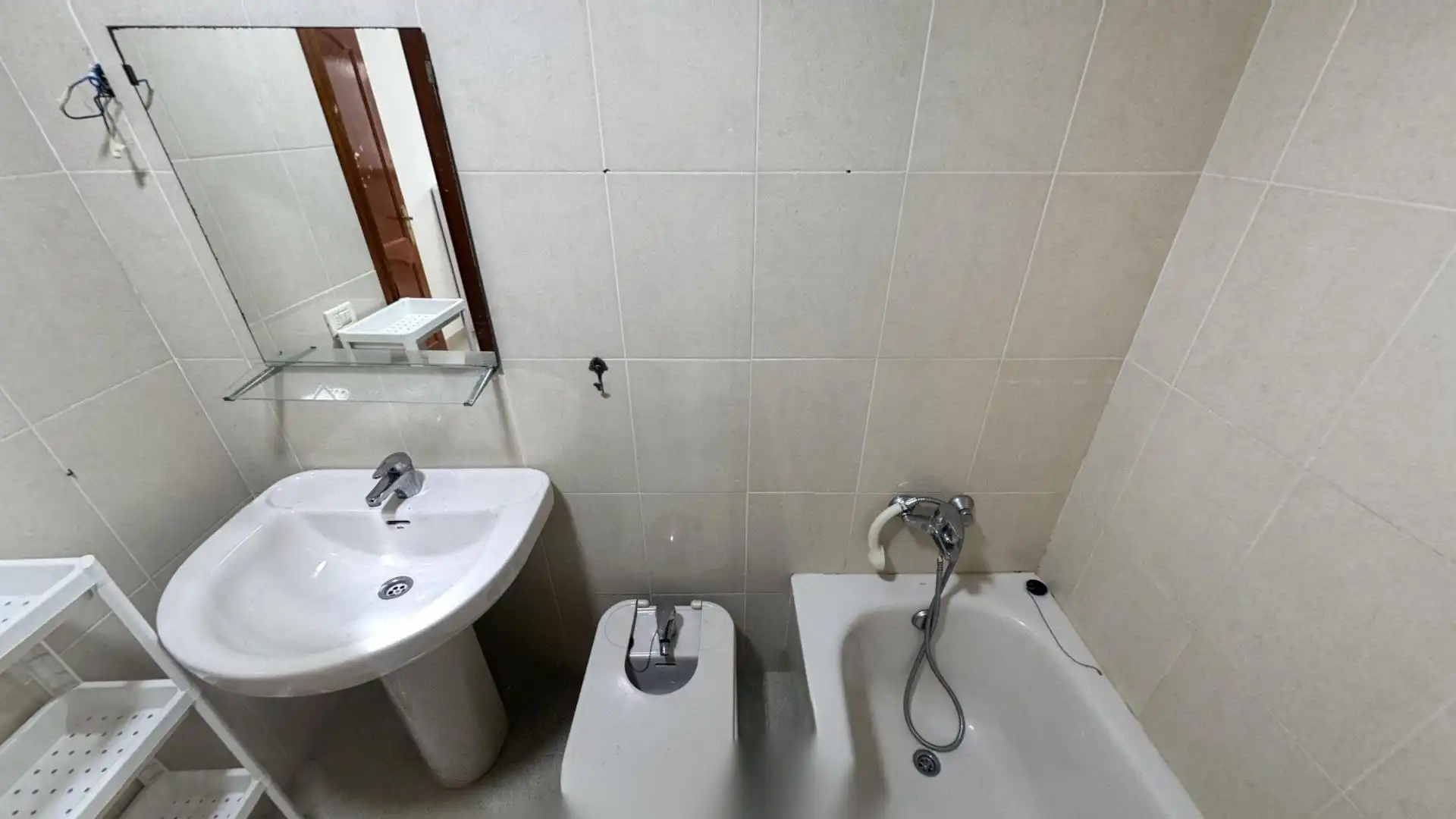 Baño de Piso en venta en Gáldar con Terraza, Trastero y Balcón