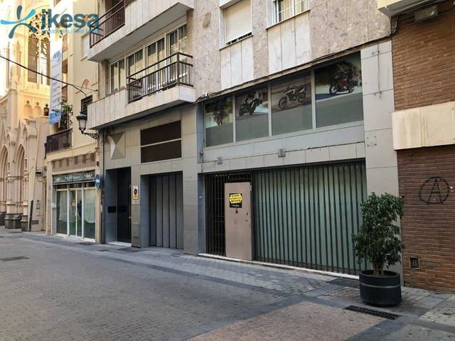 Local comercial en Alquiler en Centro