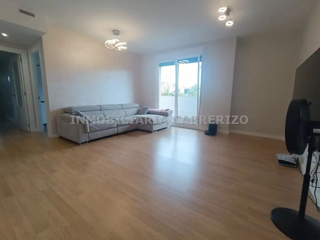 Sala de estar de Piso en venta en El Campillo - Norte