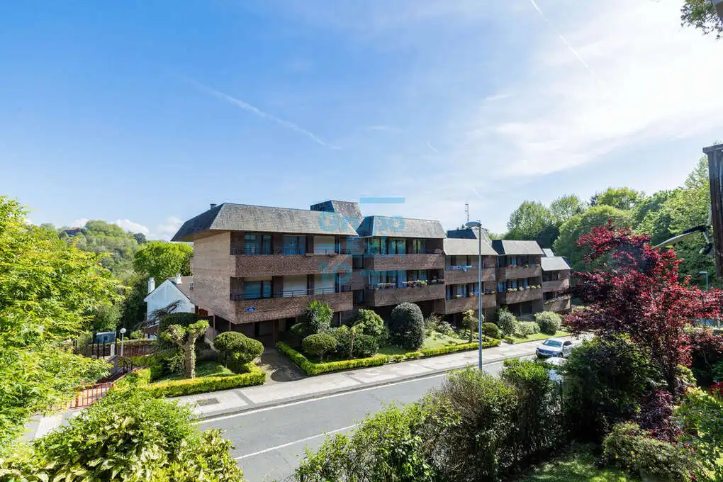 Exterior view of Flat for sale in Donostia - San Sebastián   with Heating and Storage room
