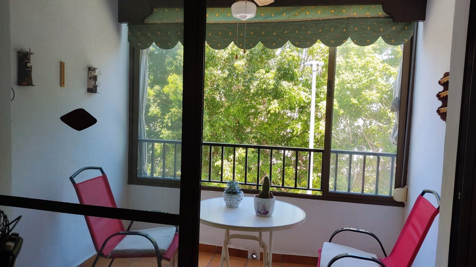 Terraza de Piso de alquiler en Motril con Terraza, Amueblado y Lavadora