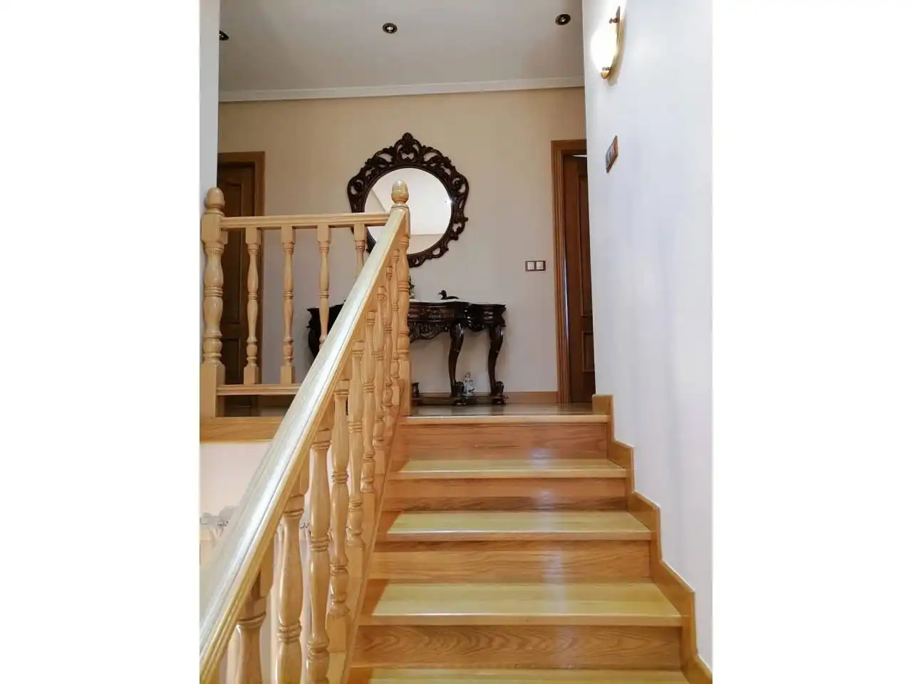 Detached homes for sale in Ciudad Rodrigo  with Parquet flooring, Terrace and Furnished
