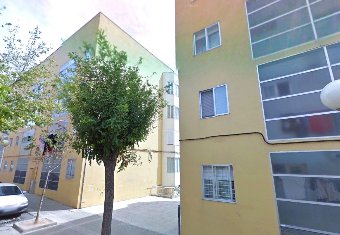 Vista exterior de Piso en venta en Cuenca Capital