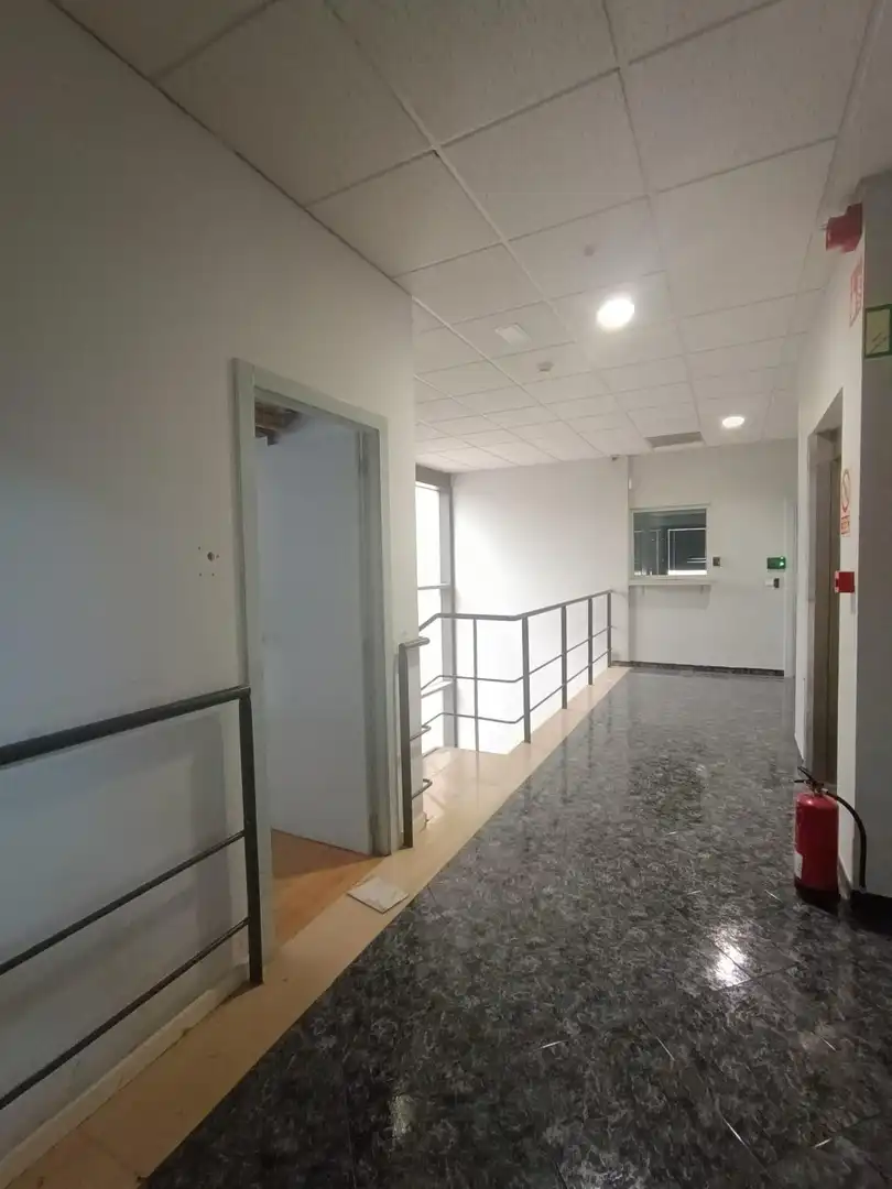 Oficina amb ascensor de lloguer a Bagatza - San Vicente, imagen 12