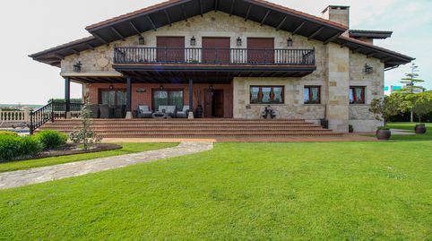 Foto 3 de Casa o chalet en venta en Calle Murillo, Soto de la Marina, Santa Cruz de Bezana